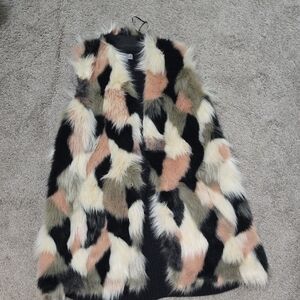 Joseph A fur And Knit Vest